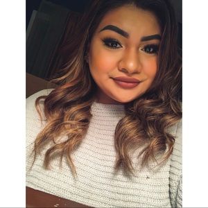 Meet your Posher, Felipa